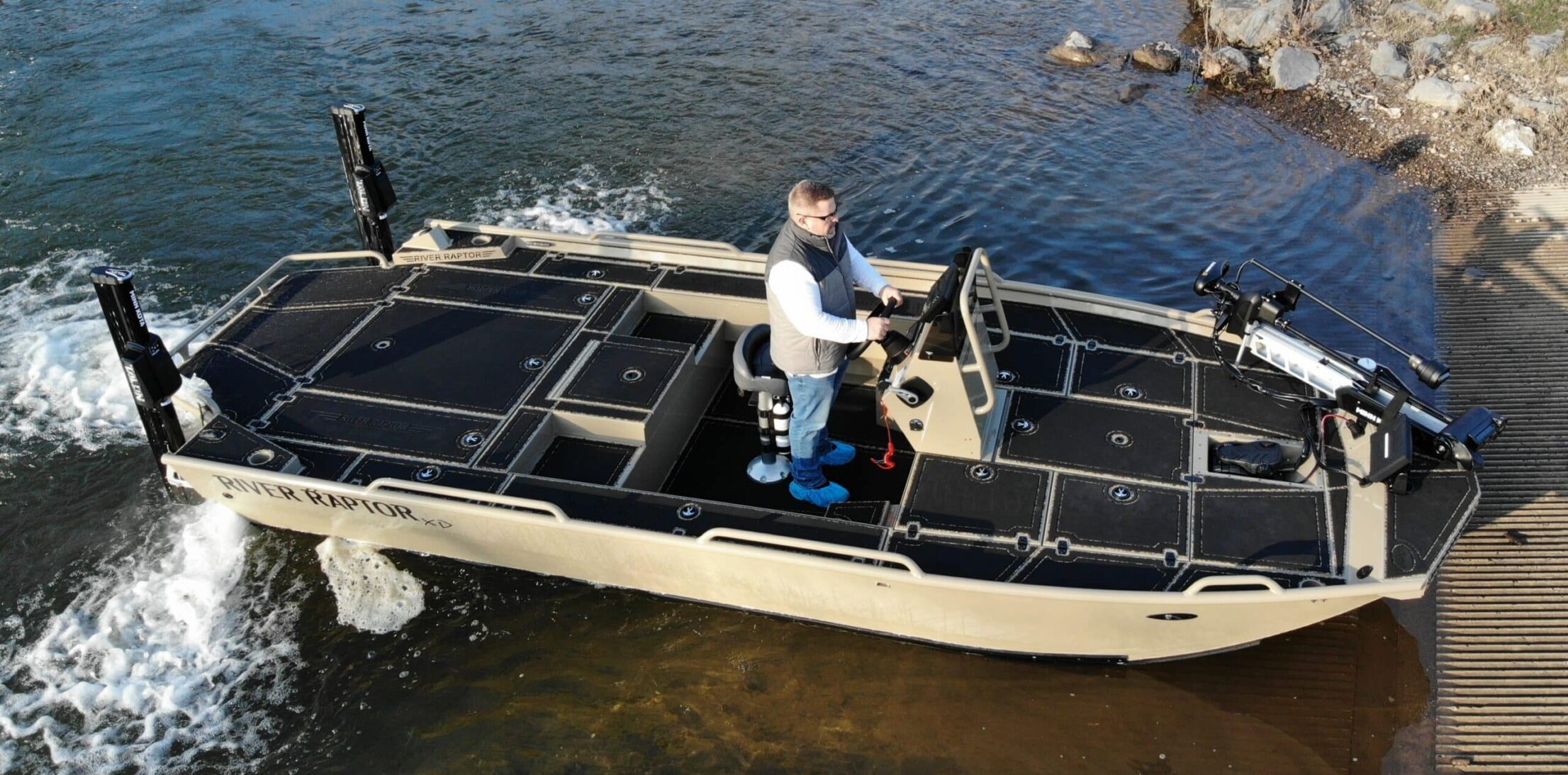 The Best Aluminum Jet Boats, river fishing jet boat